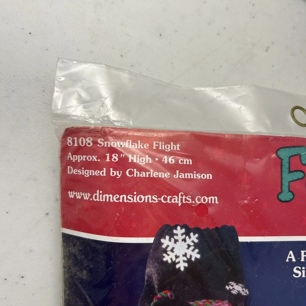 Dimensions Feltworks Snowflake‎ Flight Kit 8108